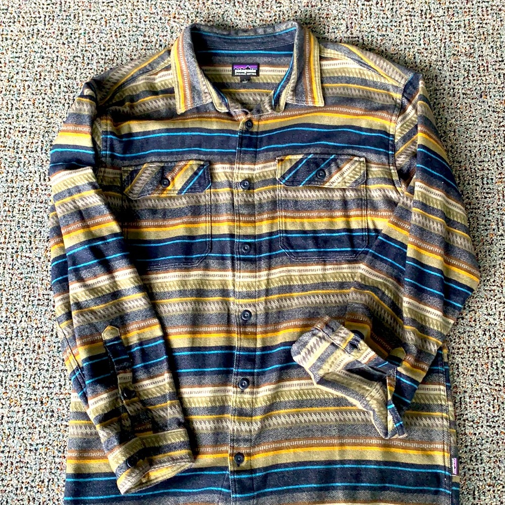 Patagonia button down cozy shirt